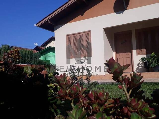 #1219 - Casa para Venda em São Leopoldo - RS