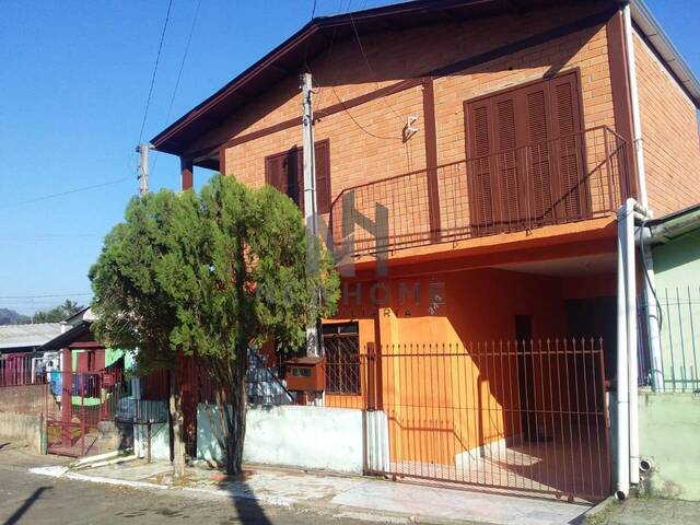 #1329 - Casa para Venda em Novo Hamburgo - RS