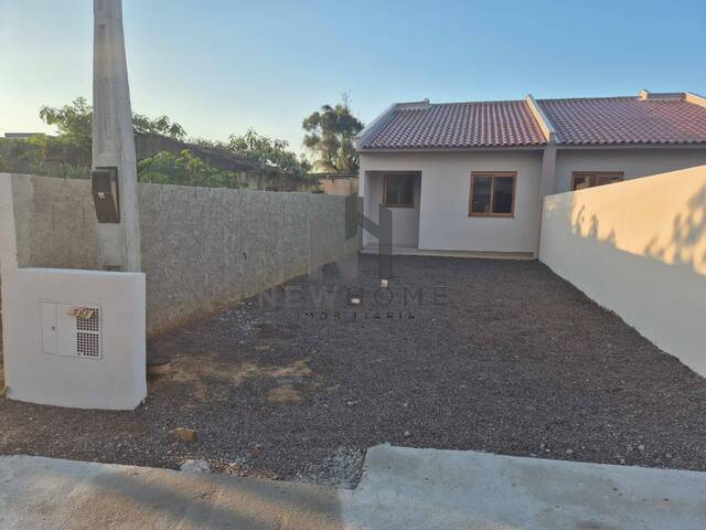 #1754 - Casa para Venda em São Leopoldo - RS